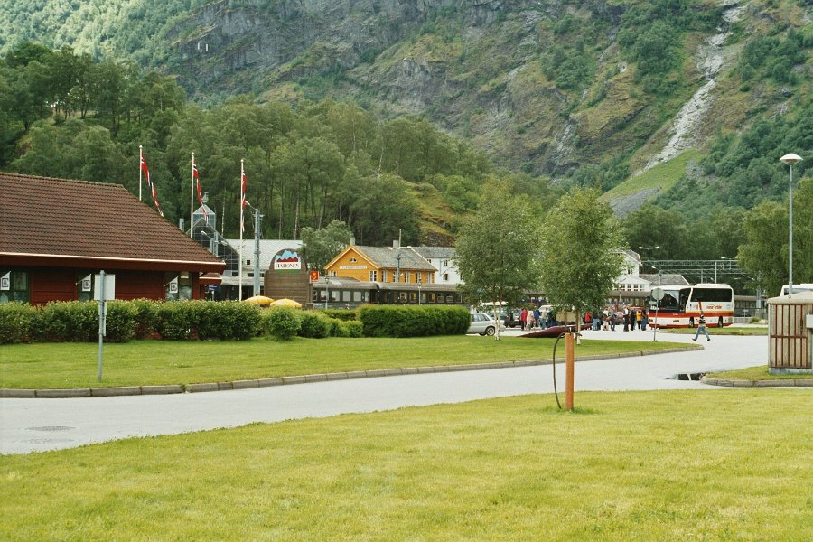 2003060513 flam